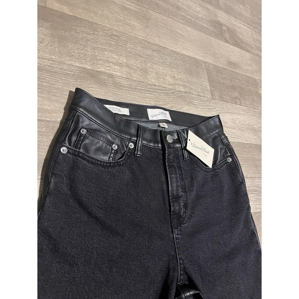 Universal Thread Women's Mid-Rise 80's Slim Fit Jeans Black Size 6R - Picture 2 of 8